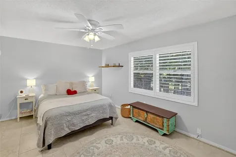 650 Pinellas Point Drive S St Petersburg FL 33705