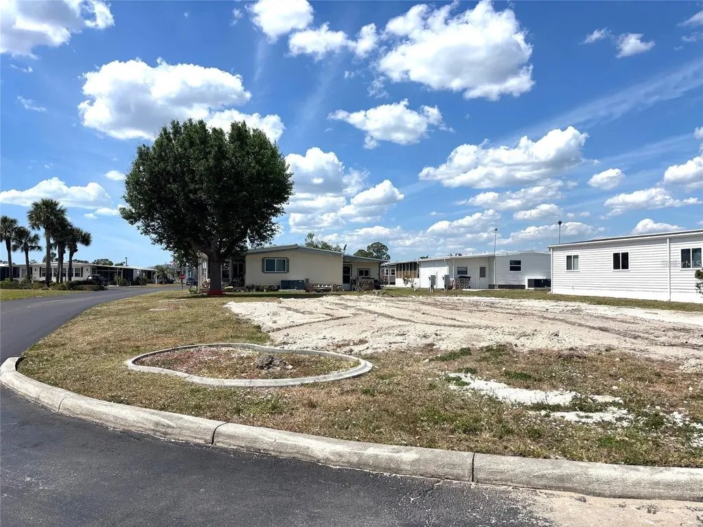 256 El Prado North Port FL 34287