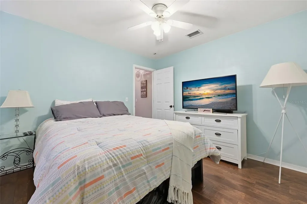 6120 NW 38th Terrace Gainesville FL 32653