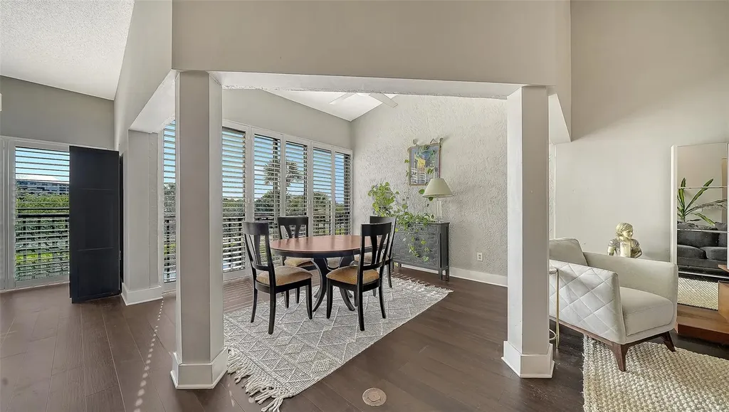 5260 Heron Way Sarasota FL 34231