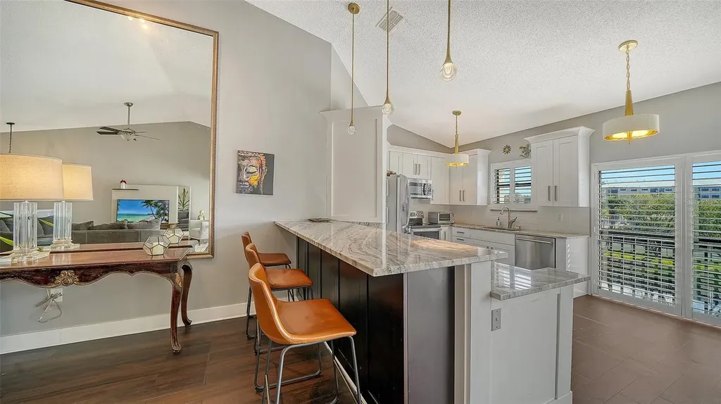 5260 Heron Way Sarasota FL 34231