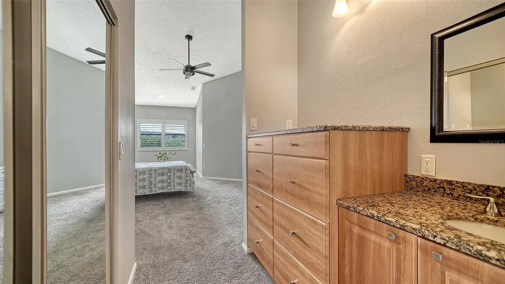 5260 Heron Way Sarasota FL 34231