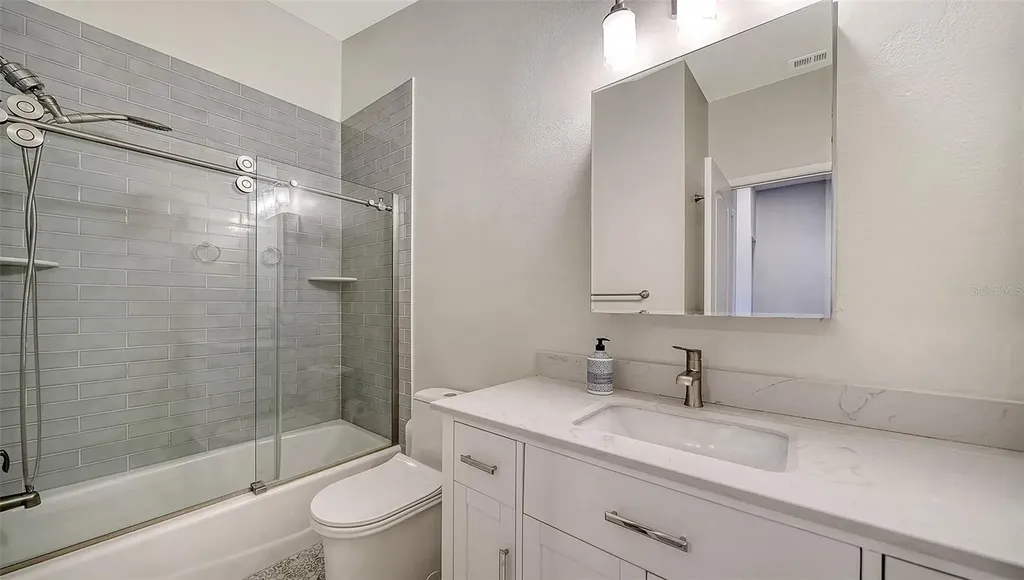 5260 Heron Way Sarasota FL 34231