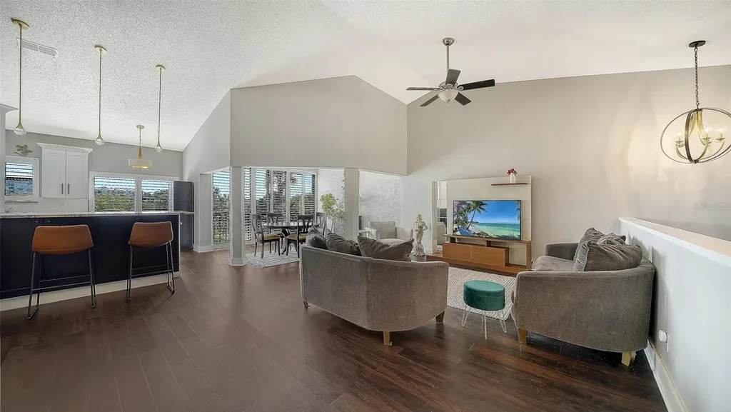 5260 Heron Way Sarasota FL 34231