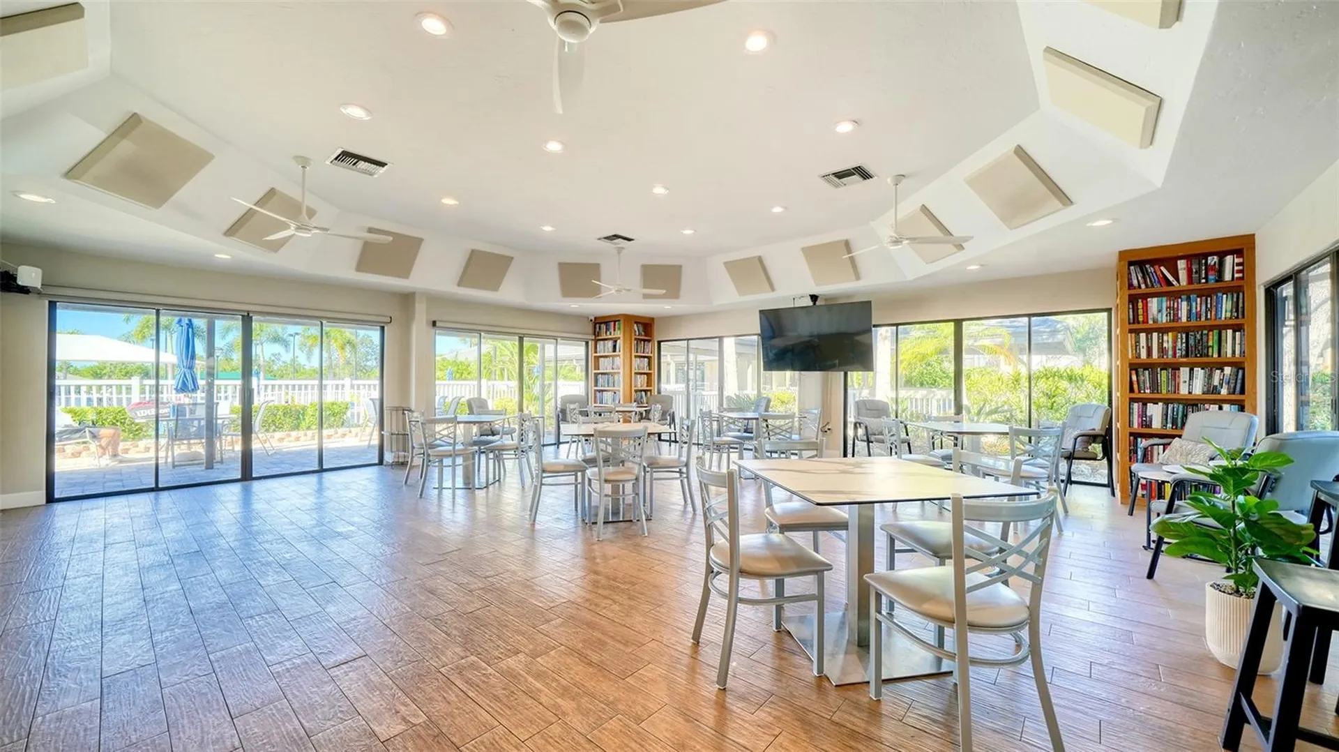 5260 Heron Way Sarasota FL 34231