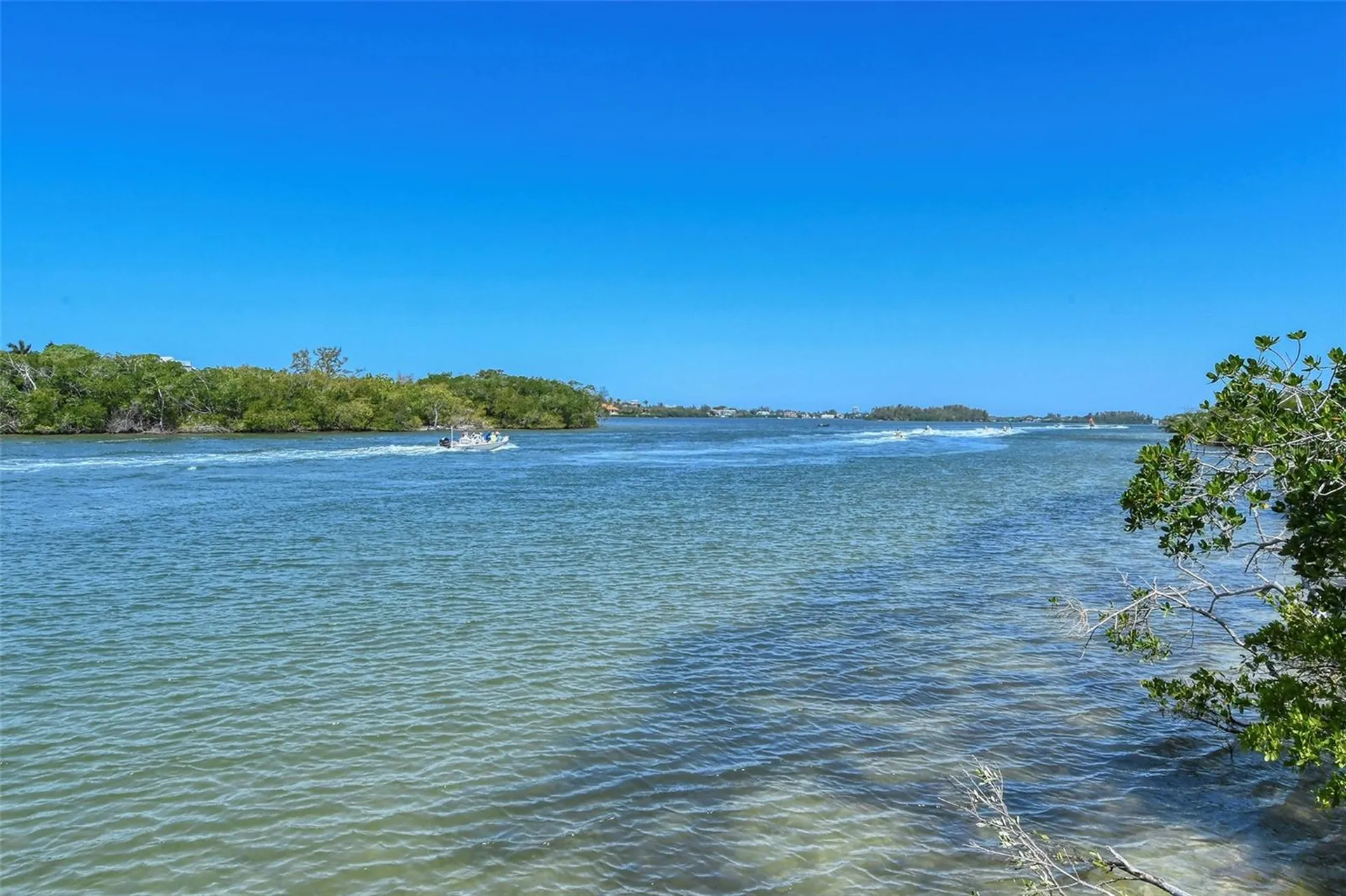 5260 Heron Way Sarasota FL 34231