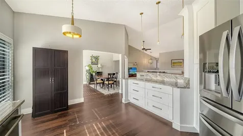 5260 Heron Way Sarasota FL 34231