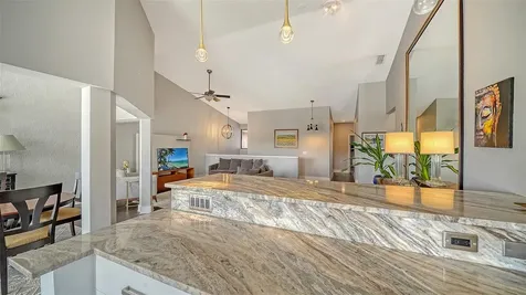 5260 Heron Way Sarasota FL 34231