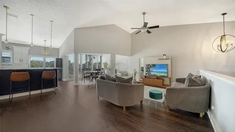 5260 Heron Way Sarasota FL 34231