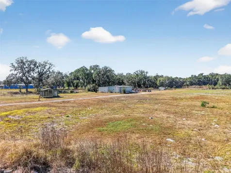 5168 S Us 301 Bushnell FL 33513