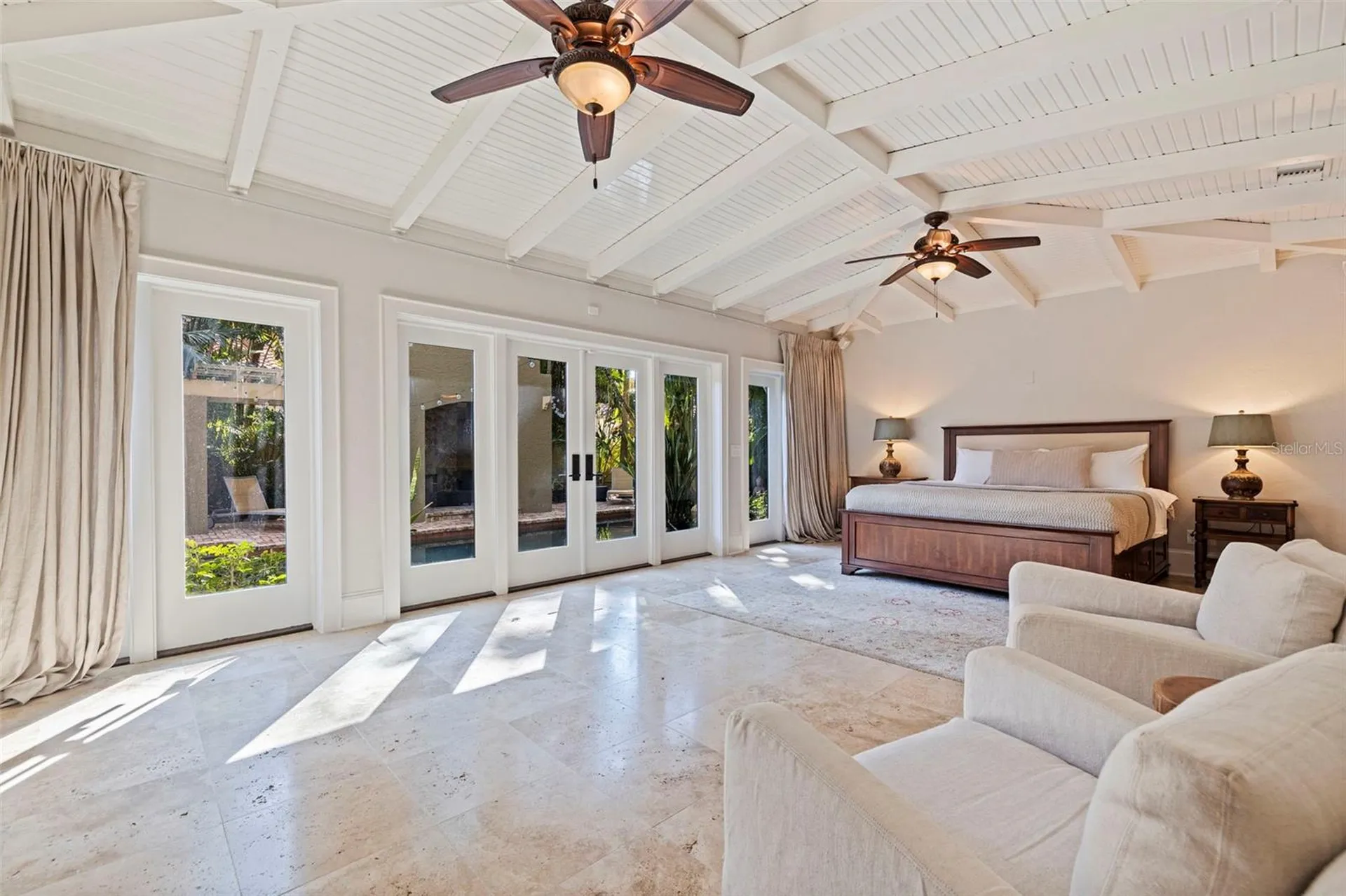 808 Brightwaters Boulevard NE St Petersburg FL 33704