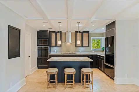 808 Brightwaters Boulevard NE St Petersburg FL 33704