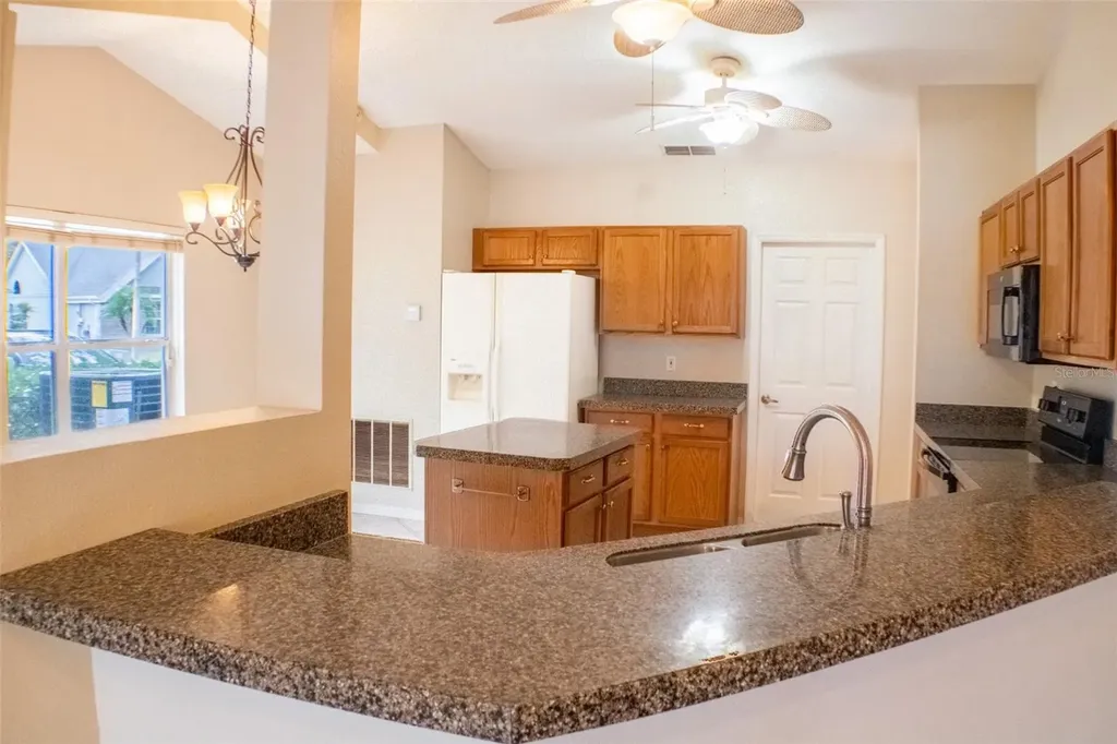 601 Shady Point Way Deland FL 32724
