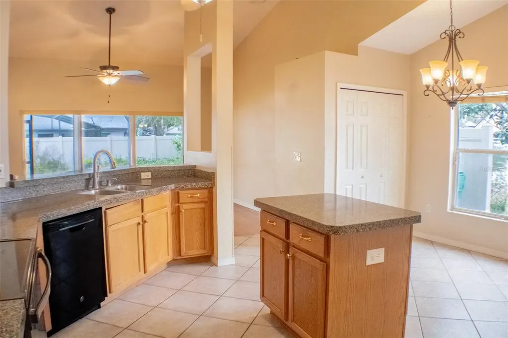 601 Shady Point Way Deland FL 32724