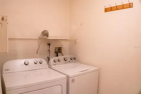 601 Shady Point Way Deland FL 32724