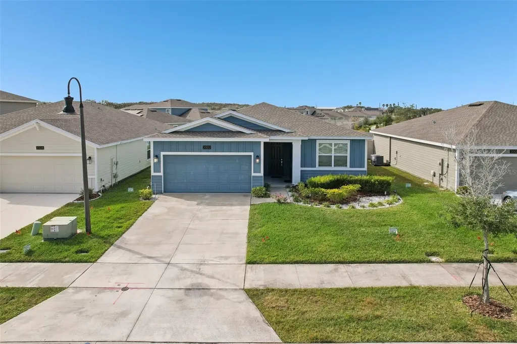 2002 Myrtle Pine Street Kissimmee FL 34746