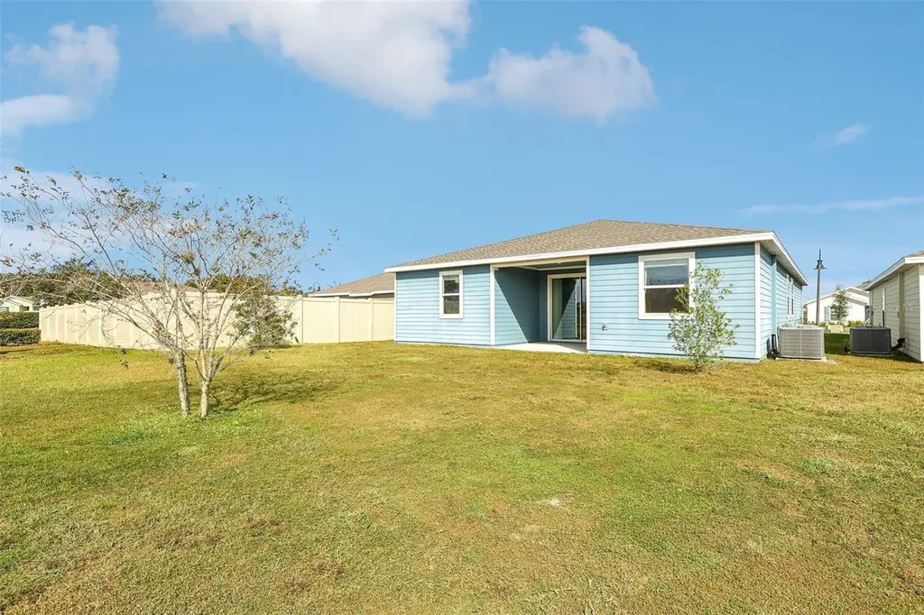 2002 Myrtle Pine Street Kissimmee FL 34746