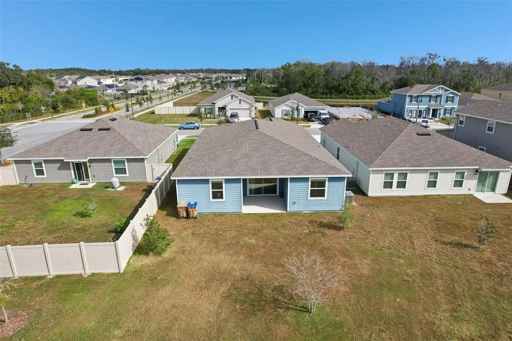 2002 Myrtle Pine Street Kissimmee FL 34746