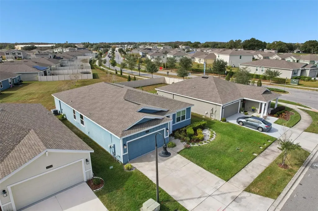 2002 Myrtle Pine Street Kissimmee FL 34746