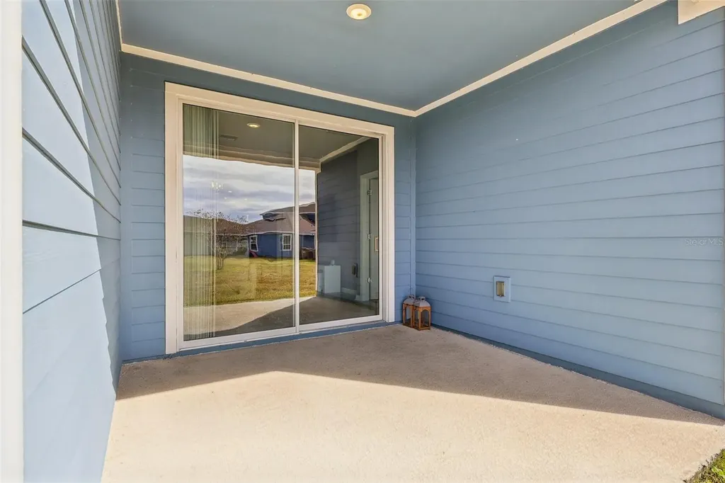 2002 Myrtle Pine Street Kissimmee FL 34746