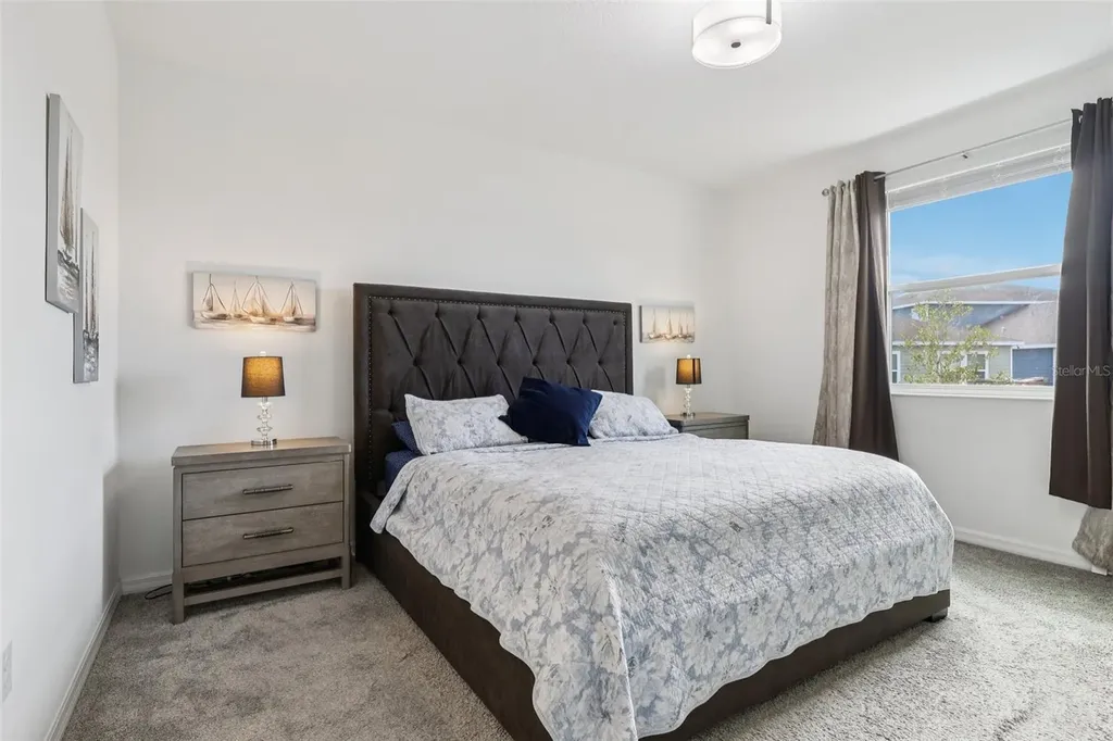 2002 Myrtle Pine Street Kissimmee FL 34746