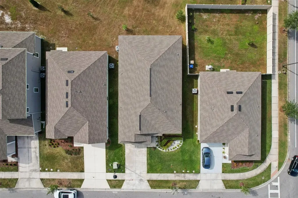 2002 Myrtle Pine Street Kissimmee FL 34746