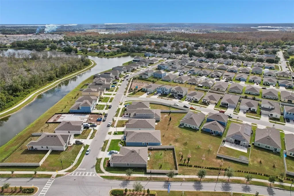 2002 Myrtle Pine Street Kissimmee FL 34746