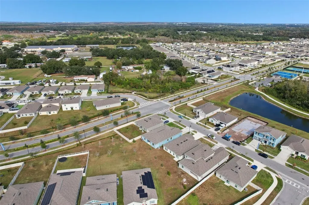 2002 Myrtle Pine Street Kissimmee FL 34746