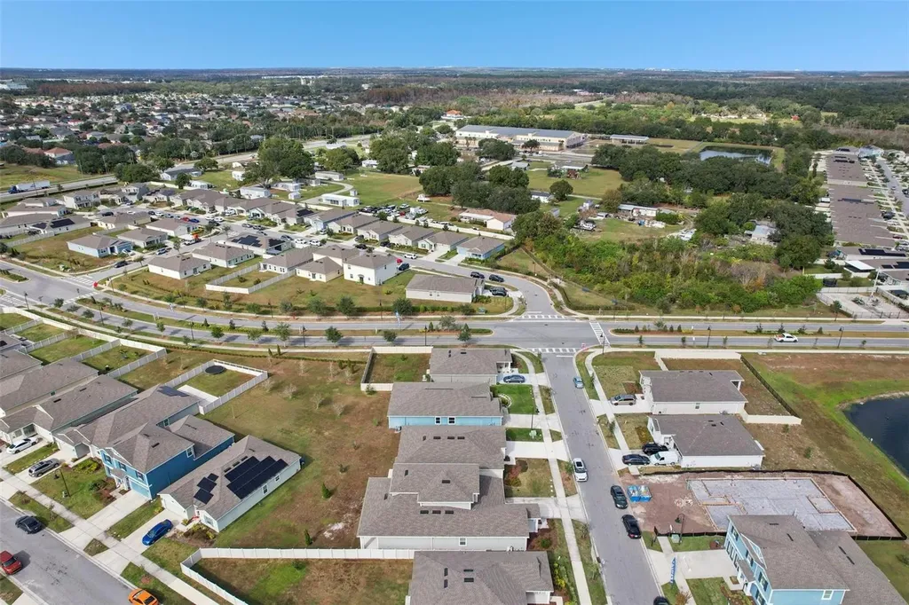 2002 Myrtle Pine Street Kissimmee FL 34746