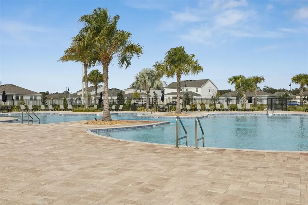 2002 Myrtle Pine Street Kissimmee FL 34746