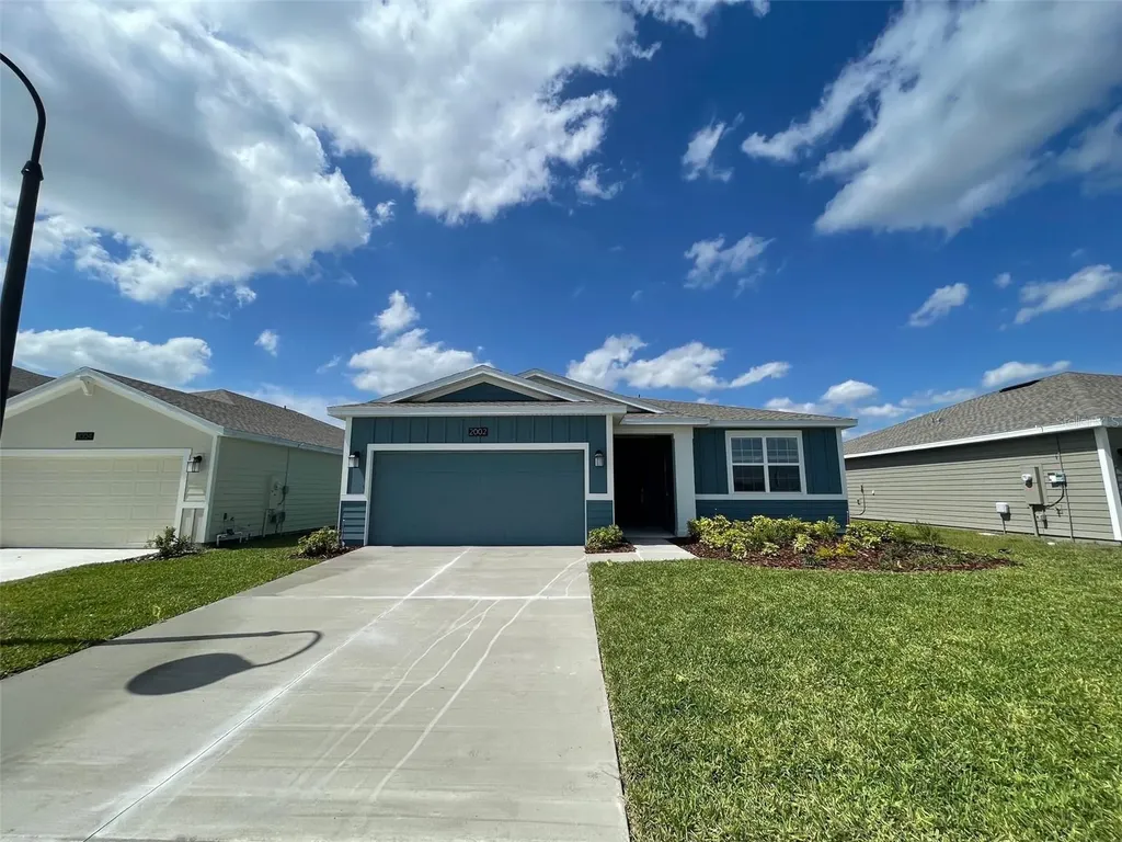 2002 Myrtle Pine Street Kissimmee FL 34746