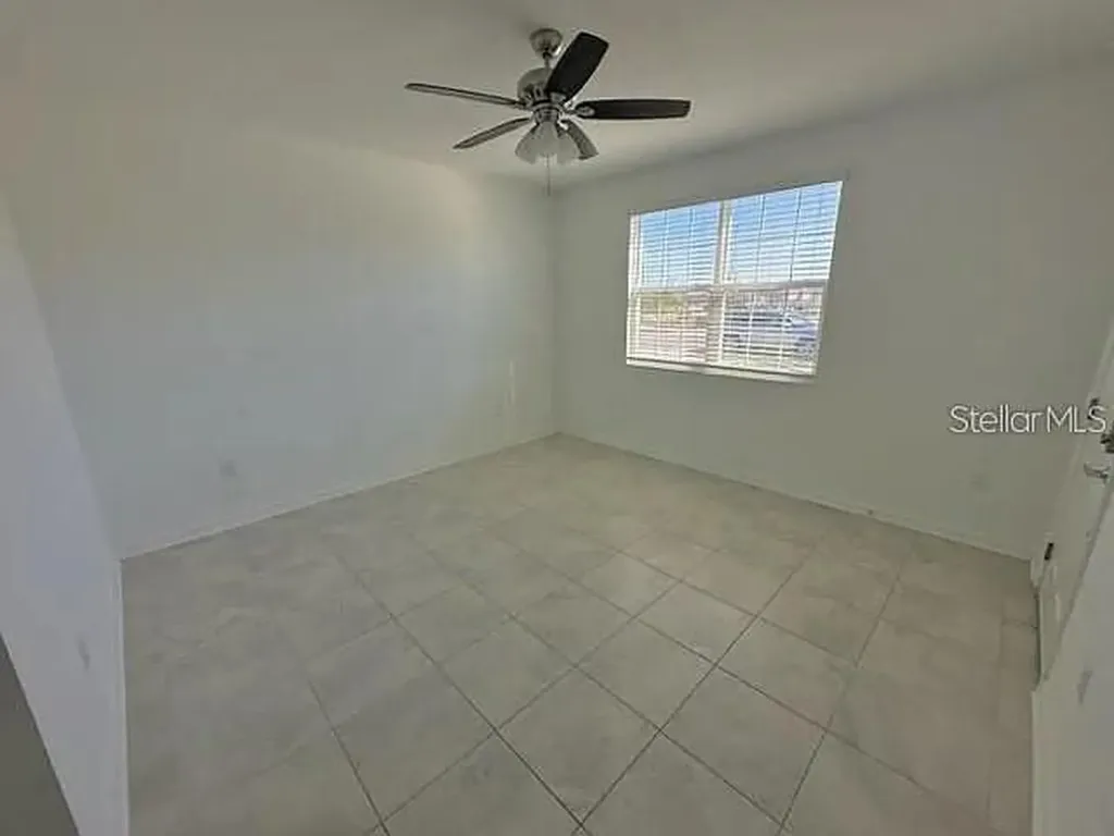 2002 Myrtle Pine Street Kissimmee FL 34746