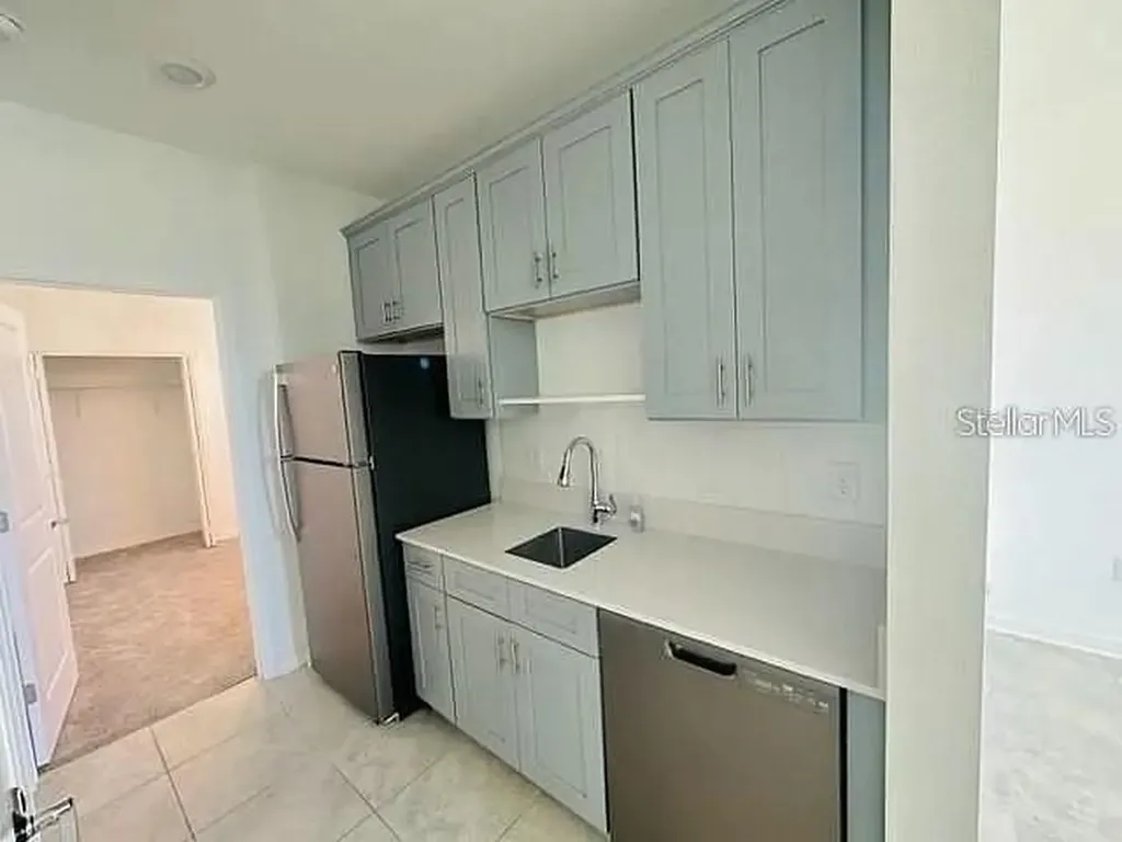 2002 Myrtle Pine Street Kissimmee FL 34746