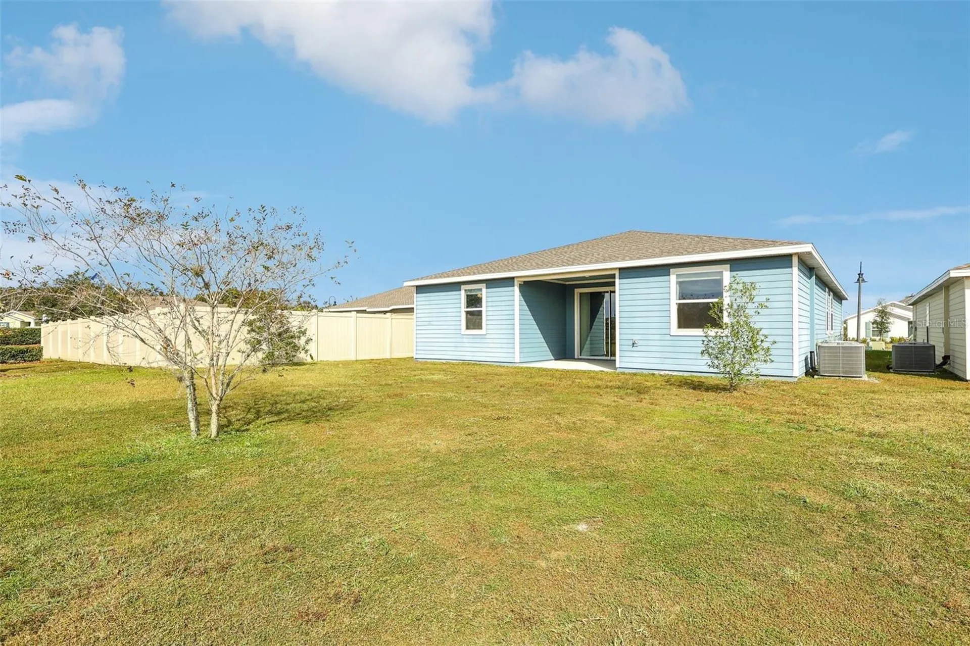2002 Myrtle Pine Street Kissimmee FL 34746