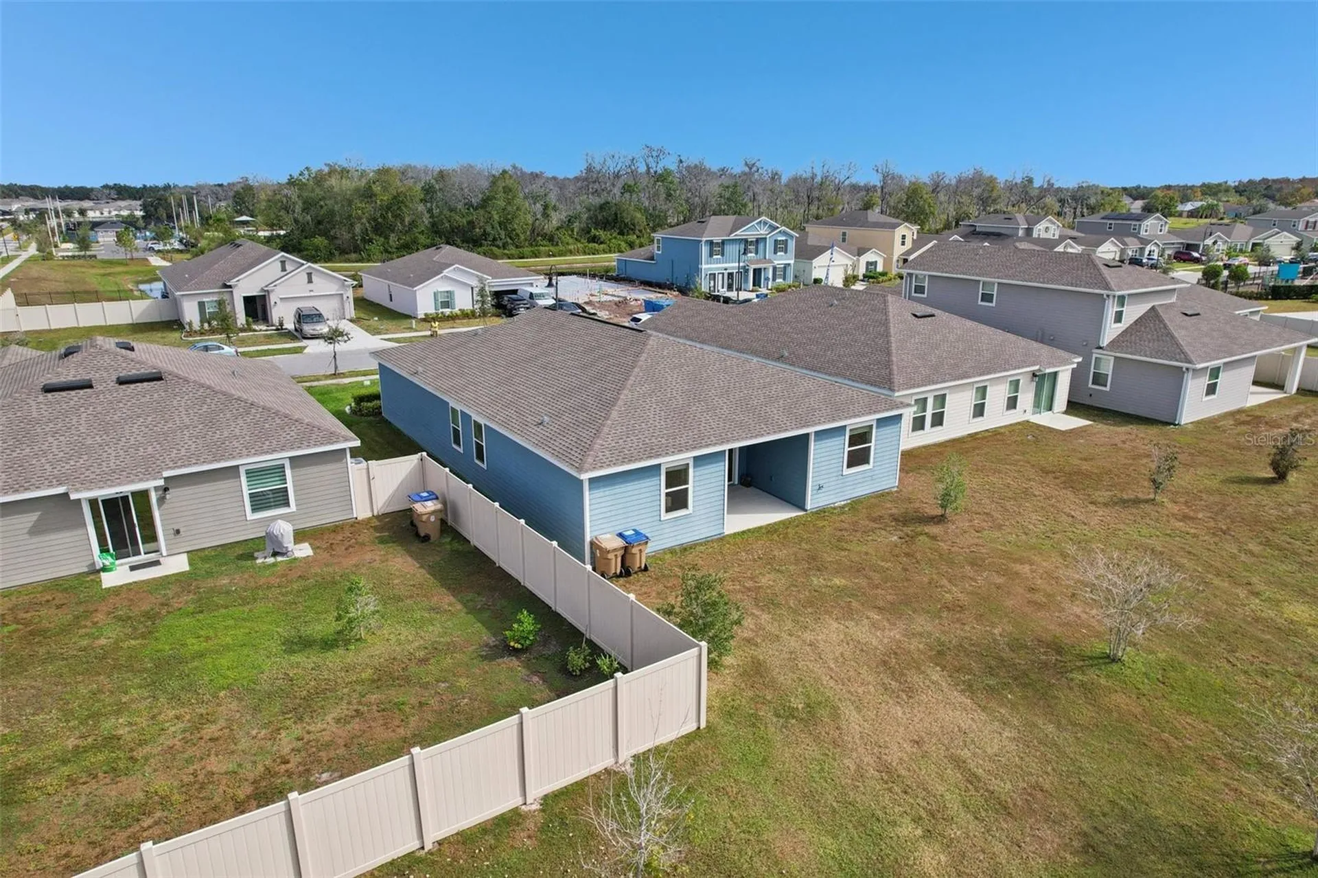 2002 Myrtle Pine Street Kissimmee FL 34746