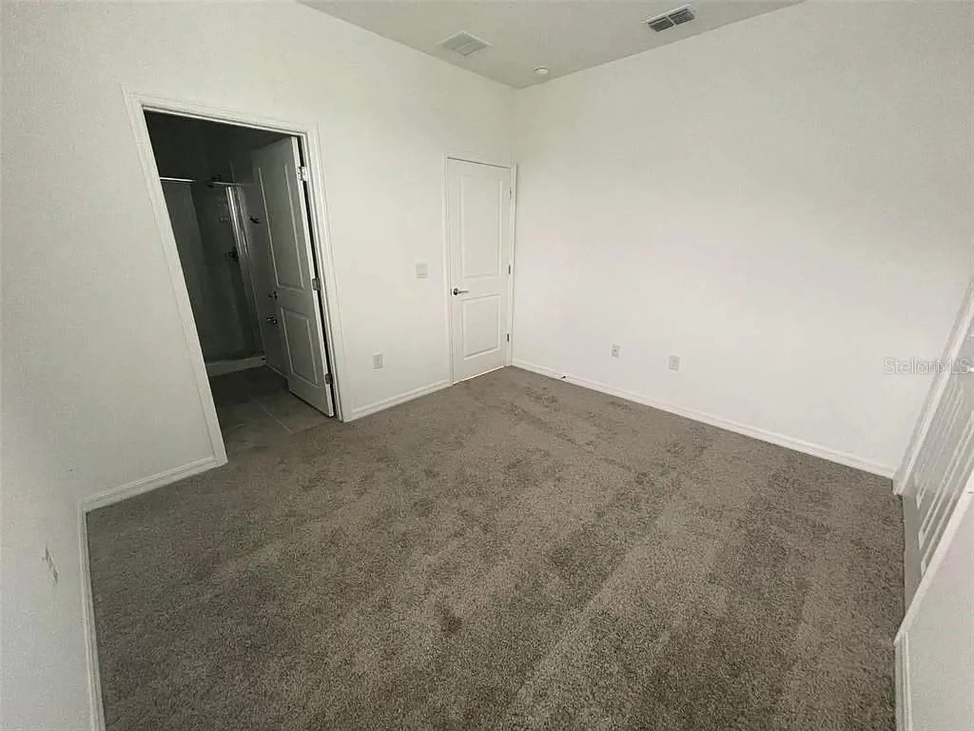 2002 Myrtle Pine Street Kissimmee FL 34746