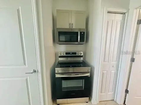 2002 Myrtle Pine Street Kissimmee FL 34746