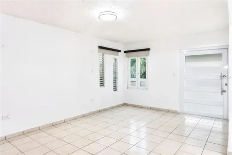 Estancias Rio Hondo K19 Rio Botijas Bayamon PR 00961
