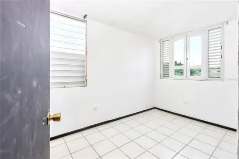 Estancias Rio Hondo K19 Rio Botijas Bayamon PR 00961