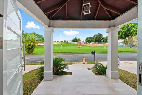 Estancias Rio Hondo K19 Rio Botijas Bayamon PR 00961