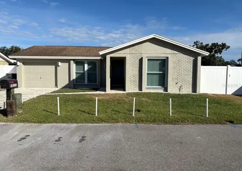 10111 Enchanted Oaks Court Tampa FL 33615