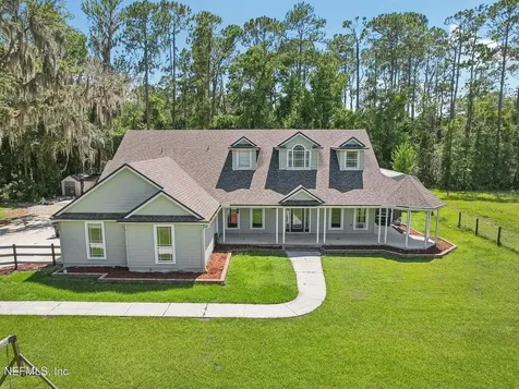 5592 Dianthus Street Green Cove Springs FL 32043