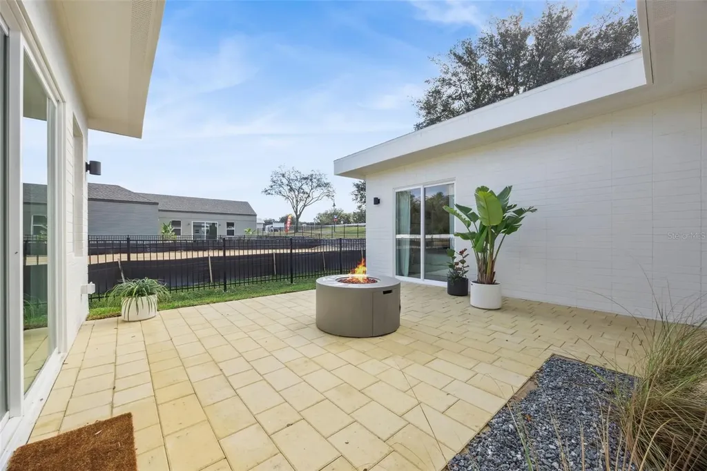 438 Skyfield Court Lady Lake FL 32159