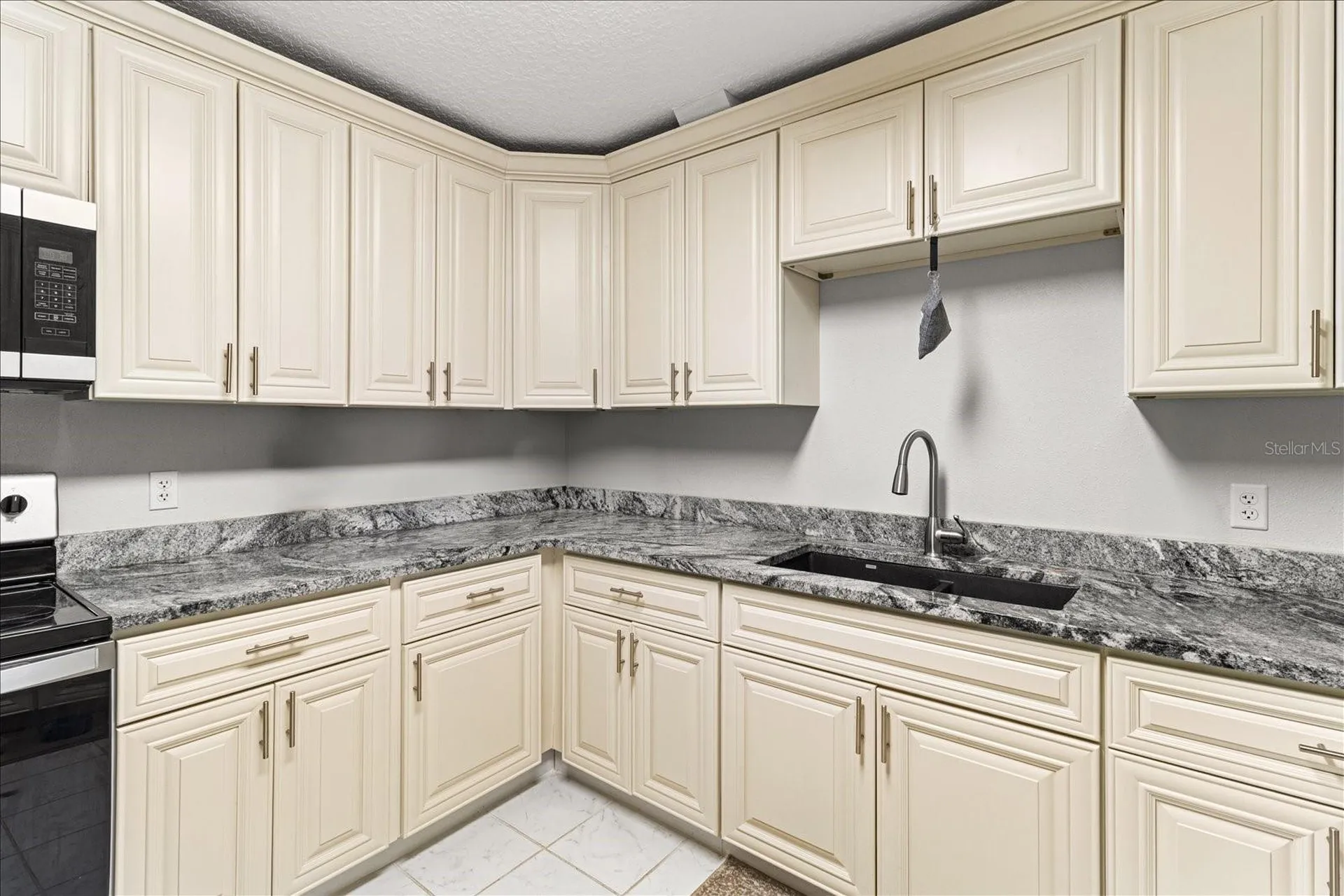 7059 N Lecanto Highway Hernando FL 34442