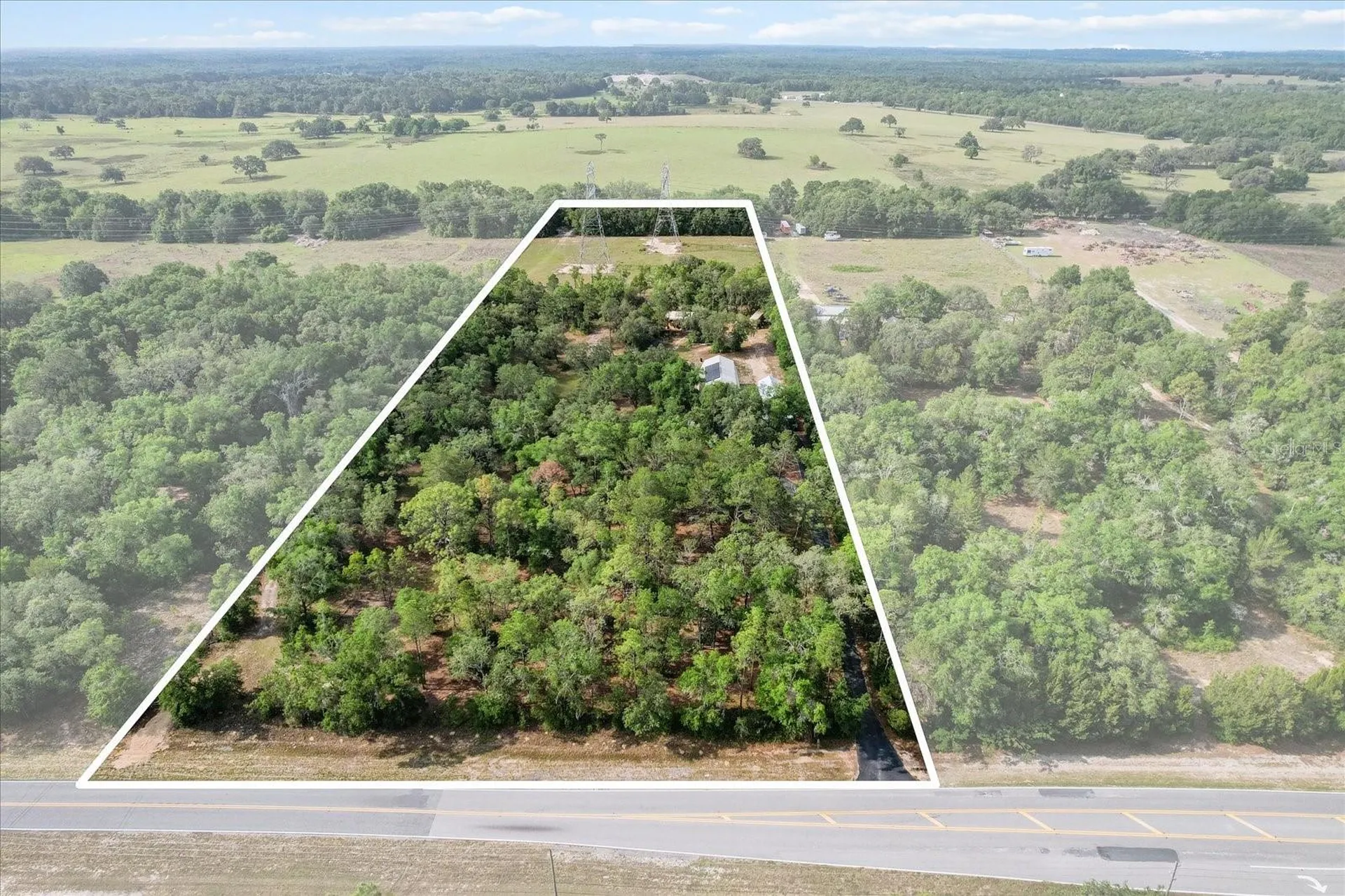 7059 N Lecanto Highway Hernando FL 34442