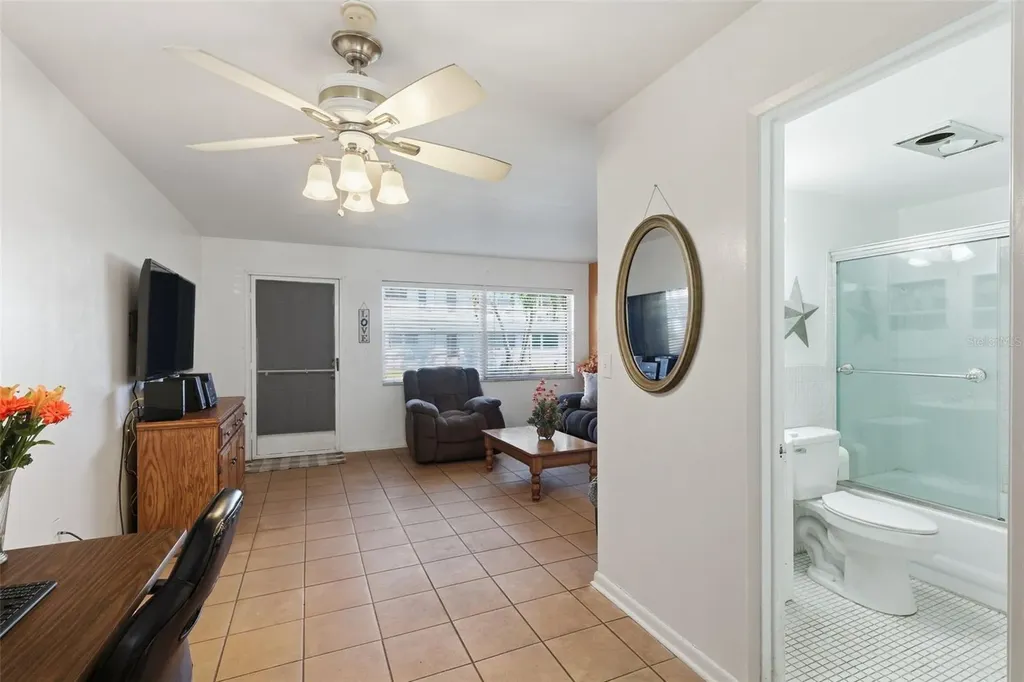 5876 21st Street N St Petersburg FL 33714