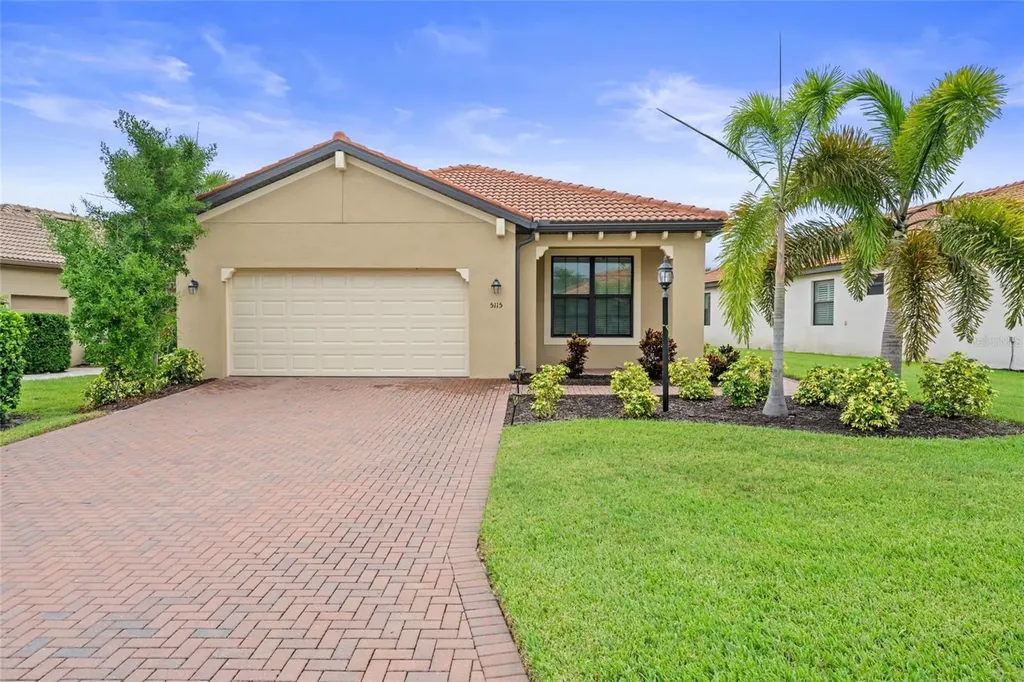 5115 Tobermory Way Bradenton FL 34211
