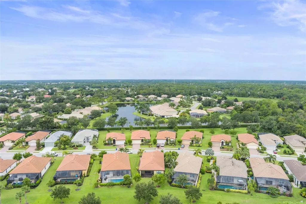 5115 Tobermory Way Bradenton FL 34211