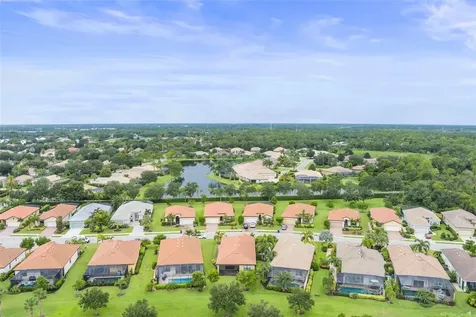 5115 Tobermory Way Bradenton FL 34211
