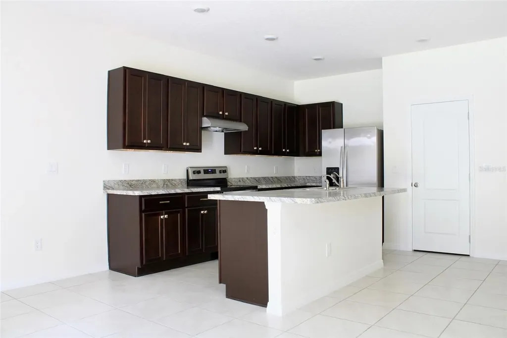 1256 Yellow Finch Drive Davenport FL 33837
